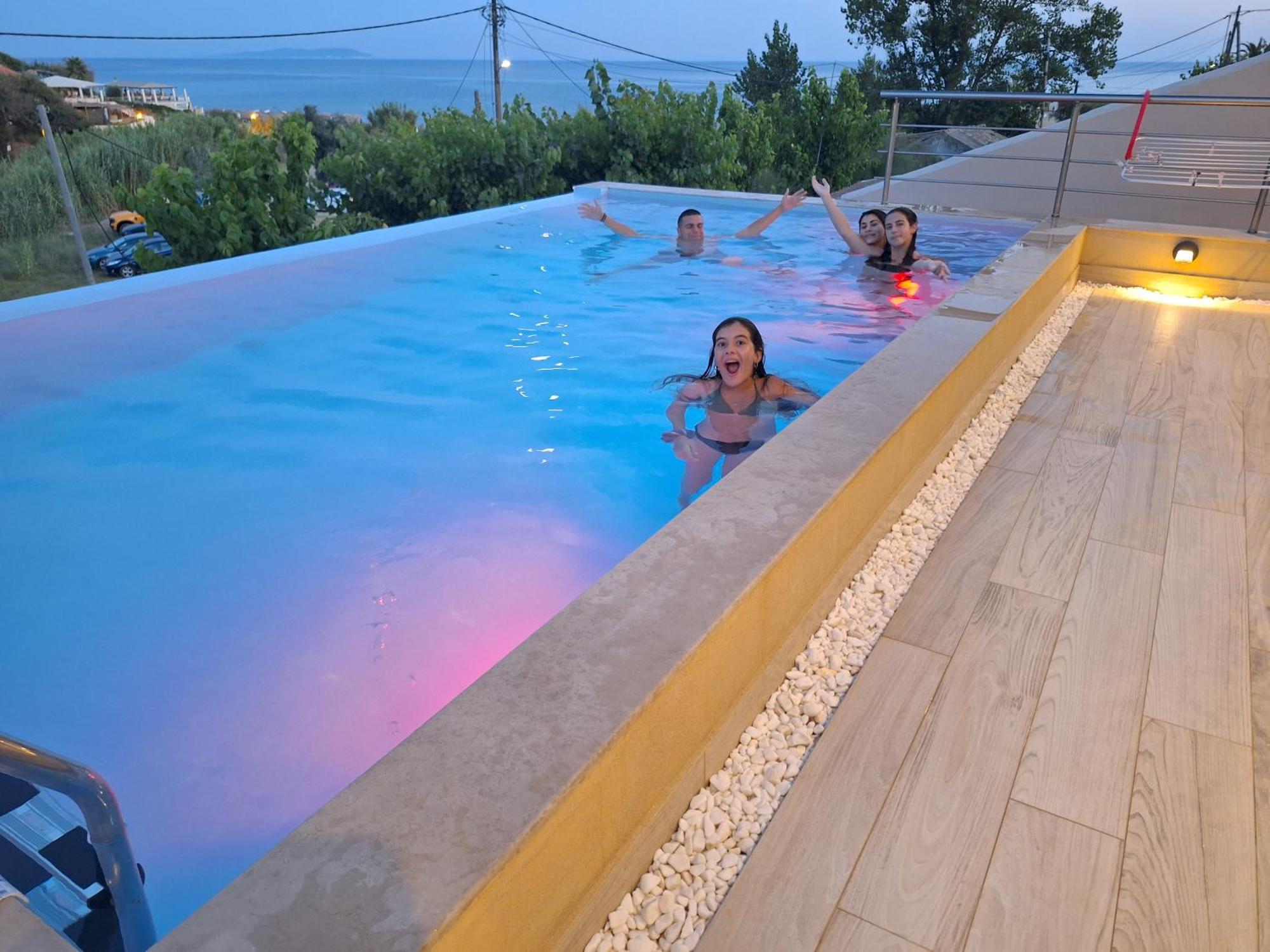 Villa Vasillis-Heated Swimming Pool With Infinity View Віталадес Екстер'єр фото